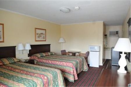 Pioneer Inn Arkadelphia Δωμάτιο φωτογραφία